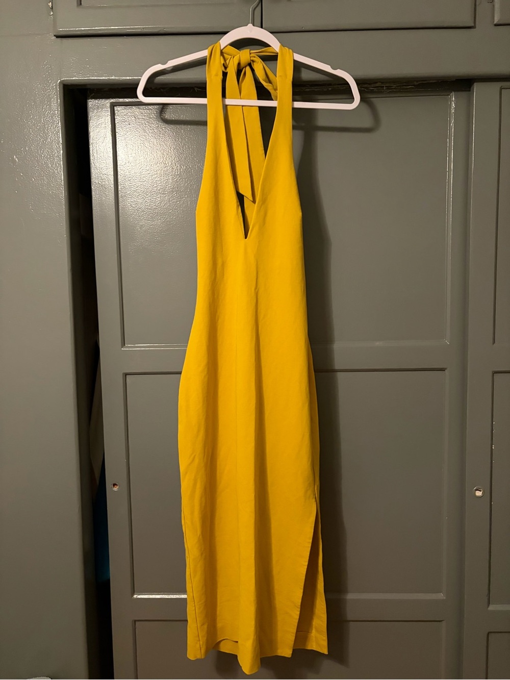 Yellow V-Neck Halter Tie-Back Midi Dress